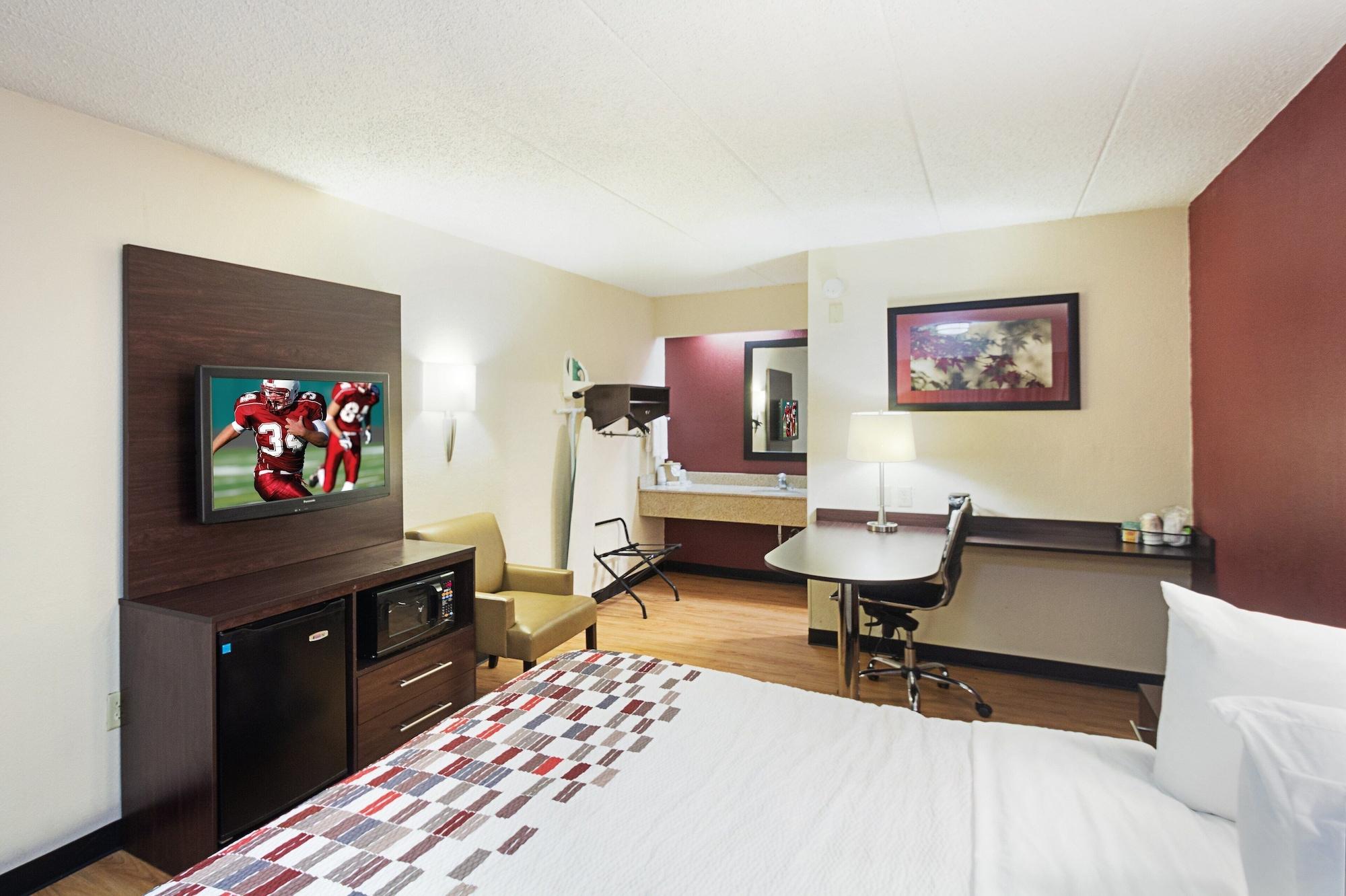 Red Roof Inn Cincinnati East - Beechmont Cherry Grove Esterno foto